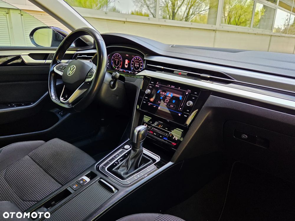 Volkswagen Arteon 2.0 TSI Essence DSG - 12