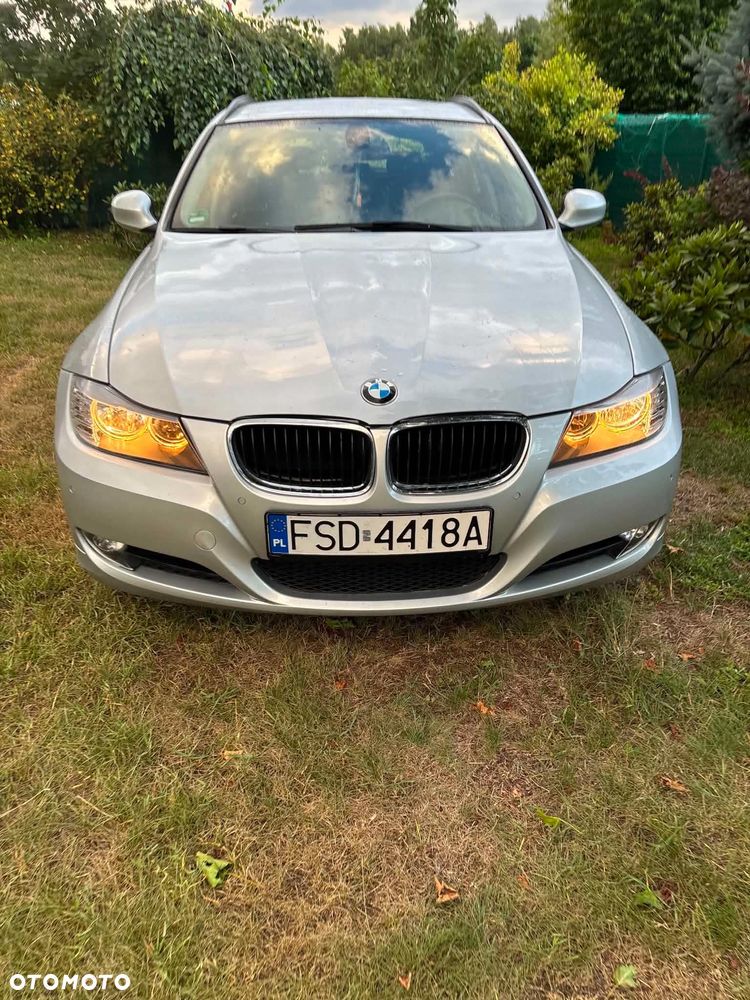 BMW Seria 3 318d DPF - 35