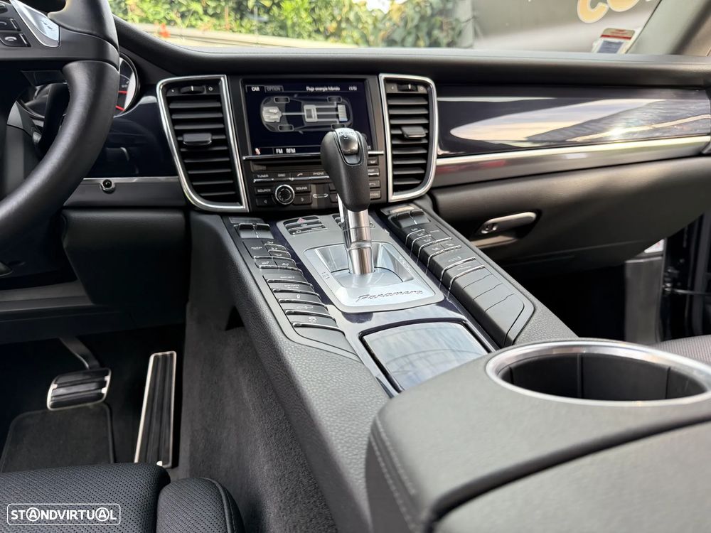 Porsche Panamera S Hybrid - 38