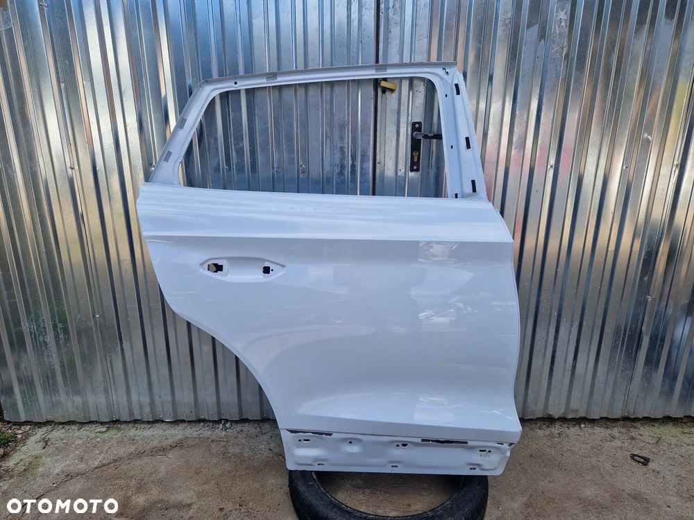 Skoda ENYAQ Drzwi Prawe Tył