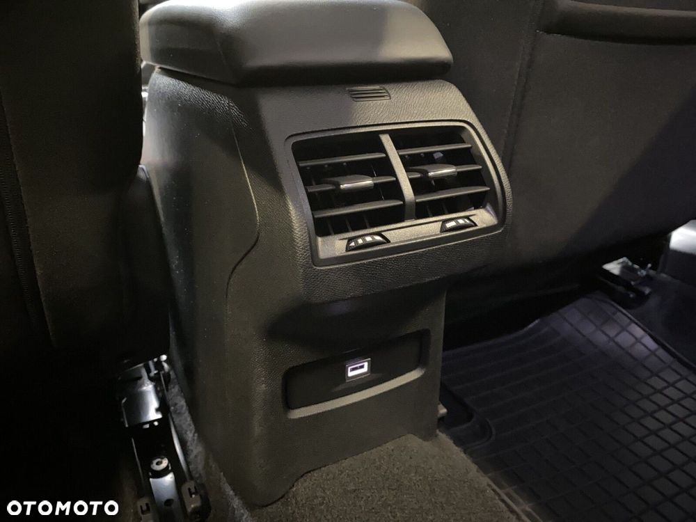 Citroën C4 1.5 BlueHDi Shine S&S - 34