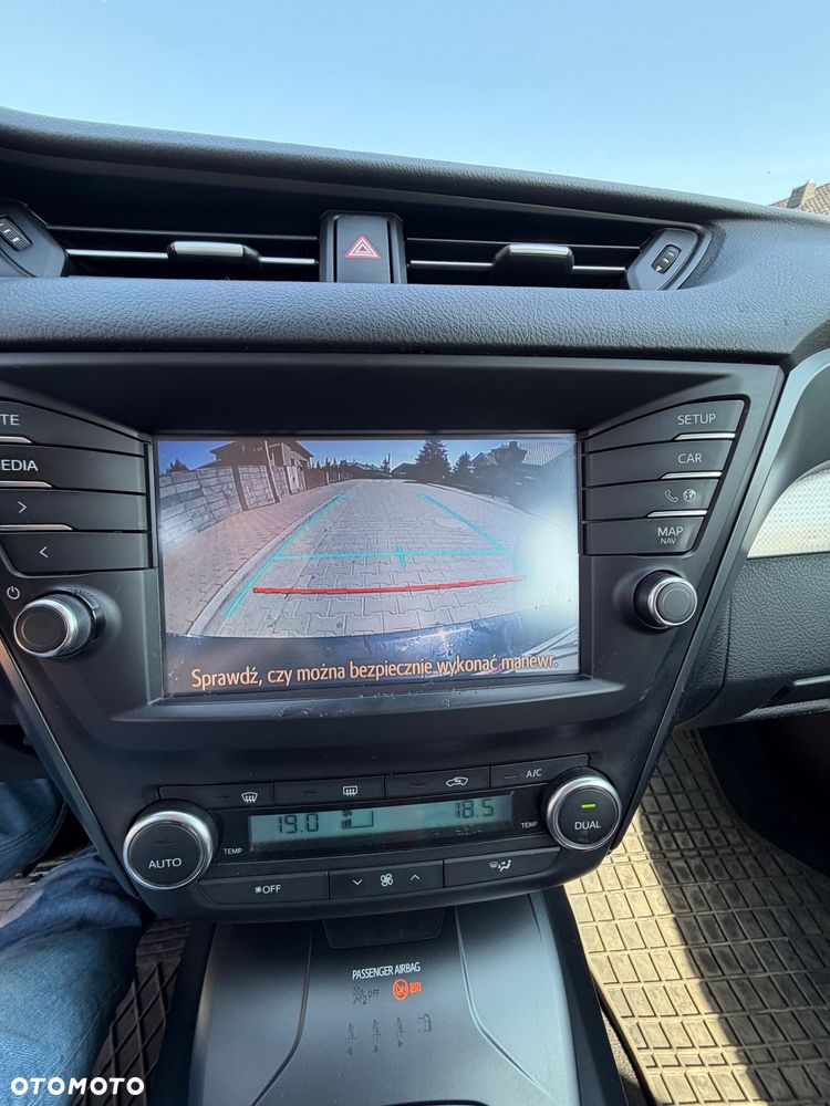 Toyota Avensis Touring Sports 1.6 D-4D Comfort - 18