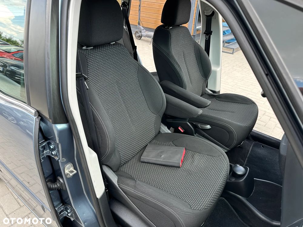Citroën C4 Picasso - 21