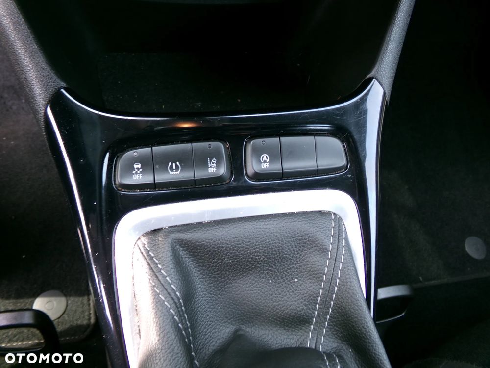 Opel Crossland X - 12