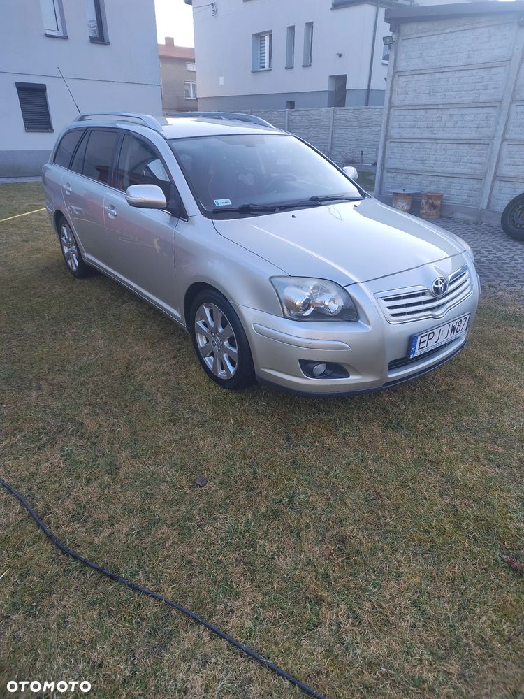Toyota Avensis 2.0 D-4D - 2