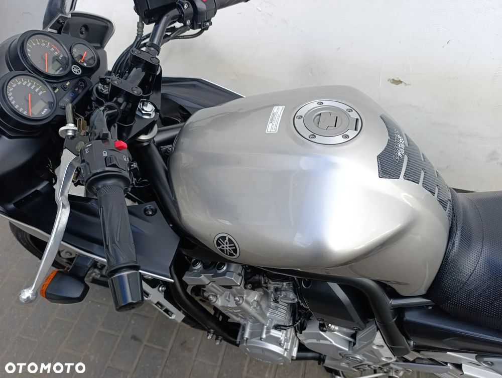 Yamaha FZS - 14