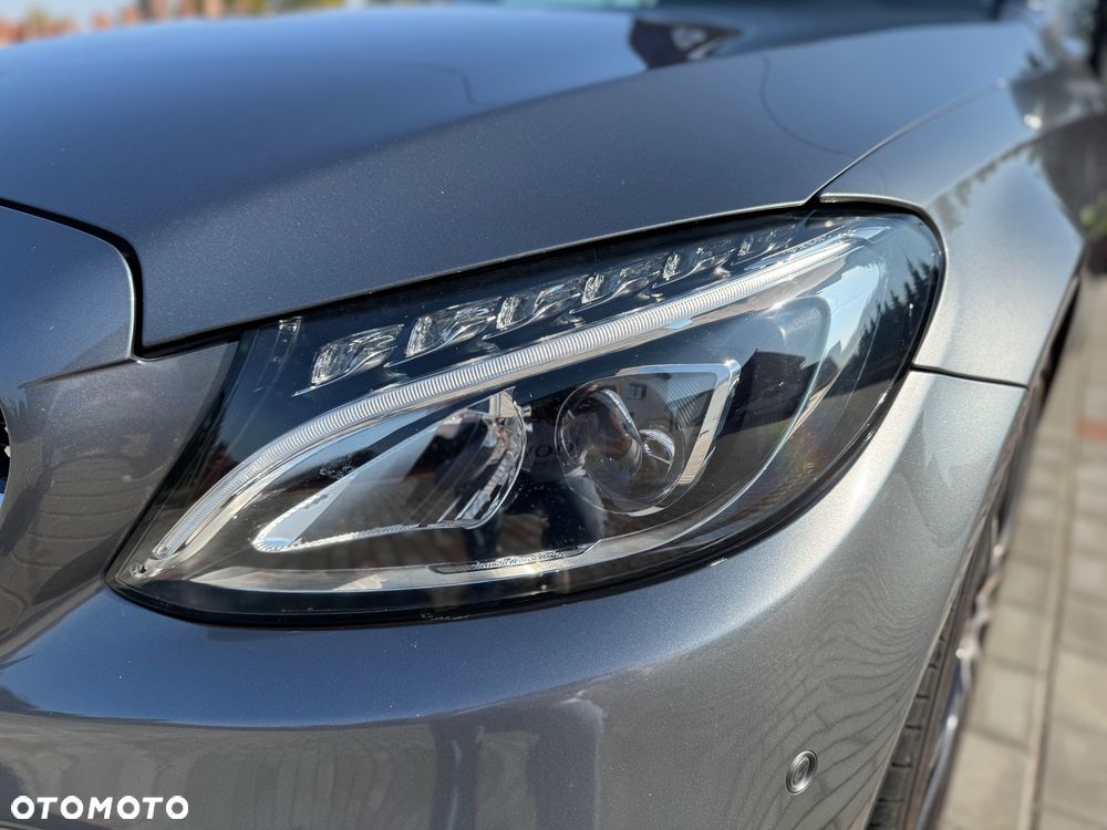 Mercedes-Benz Klasa C 200 7G-TRONIC AMG Line - 20