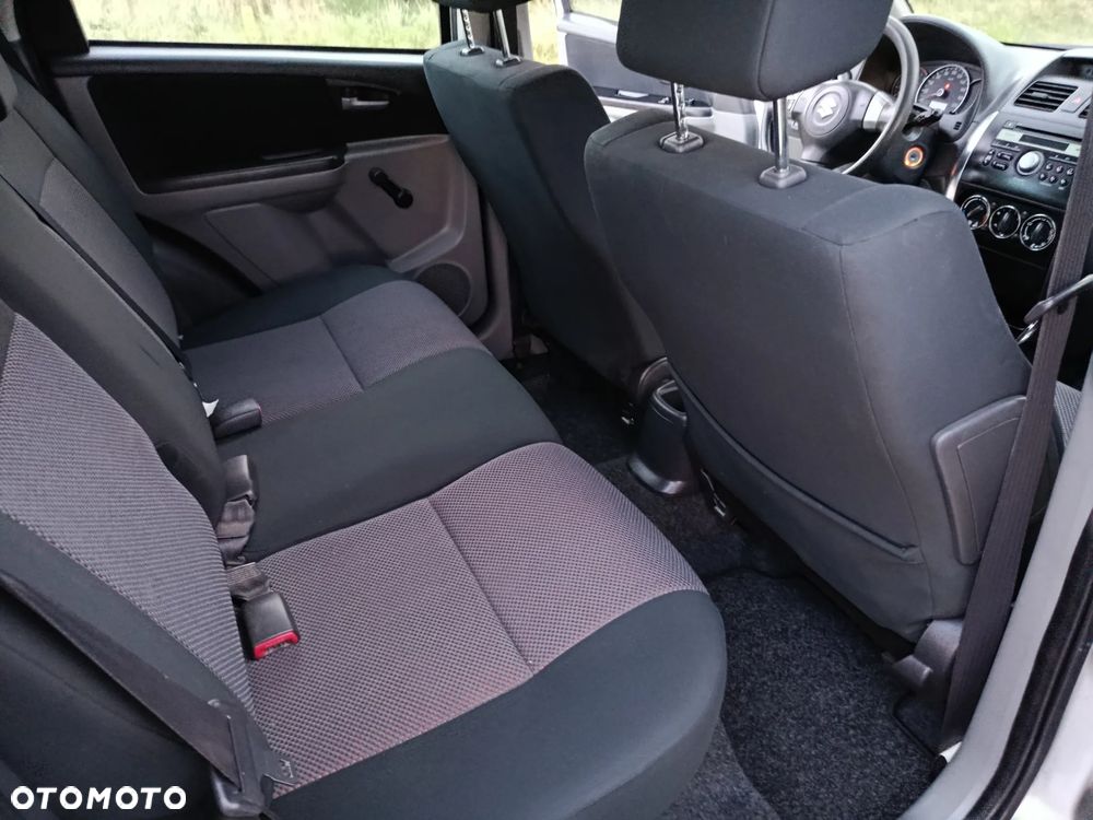 Suzuki SX4 1.6 VVT 4x2 Comfort - 30