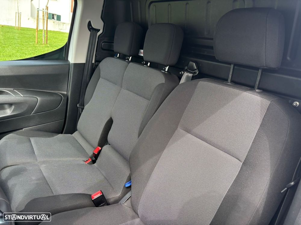 Opel Combo 1.5 102cv 3 LUG - AC - IVA DEDUTÍVEL - 27