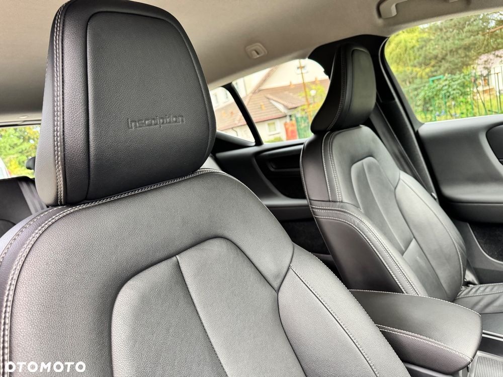 Volvo XC 40 D3 SCR Inscription - 24