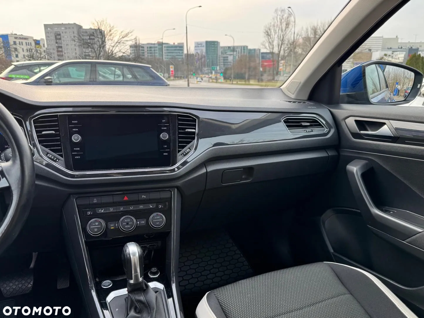 Volkswagen T-Roc 2.0 TSI 4Motion Premium DSG - 16