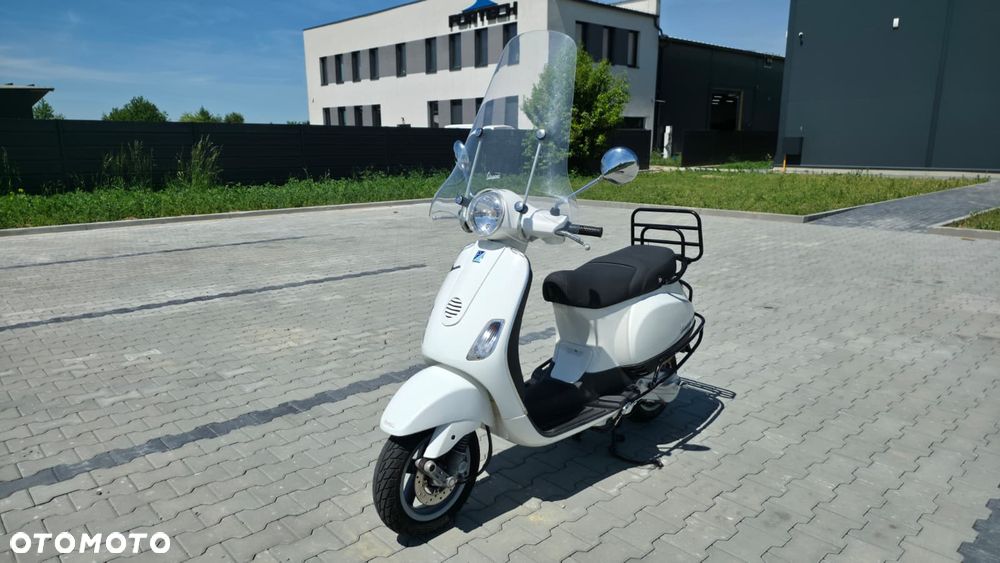 Piaggio Vespa - 3