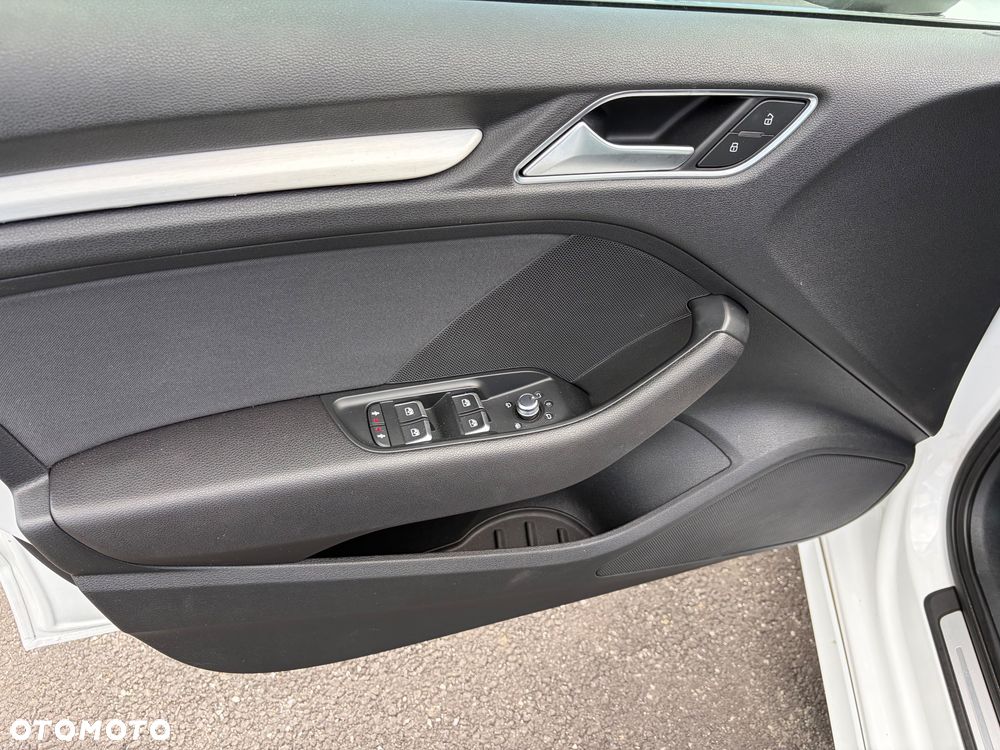 Audi A3 Sportback 30 TDI sport - 12