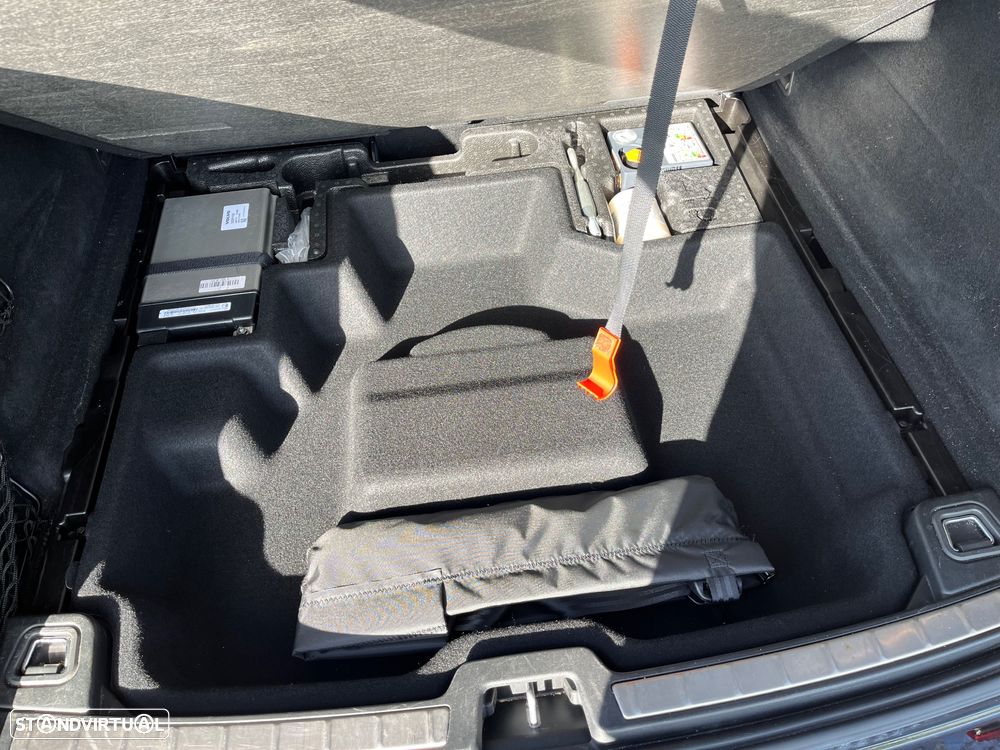 Volvo XC 60 2.0 B4 Momentum - 6