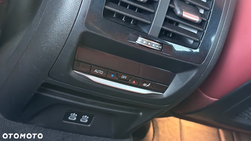 BMW X4 xM40i - 13