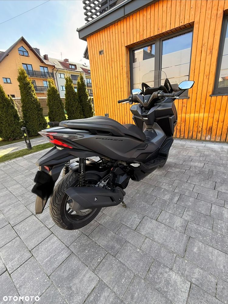 Honda NSS - 6