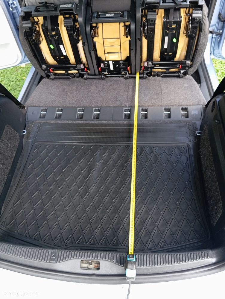 Skoda Roomster 1.6 16V Scout PLUS EDITION - 25