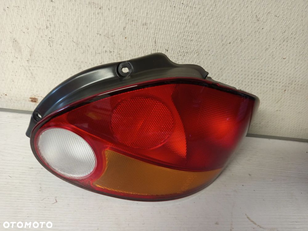 LAMPA TYLNA PRAWA LUB LEWA DAEWOO MATIZ - 2