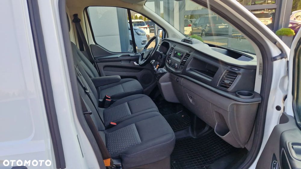 Ford TRANSIT CUSTOM - 9