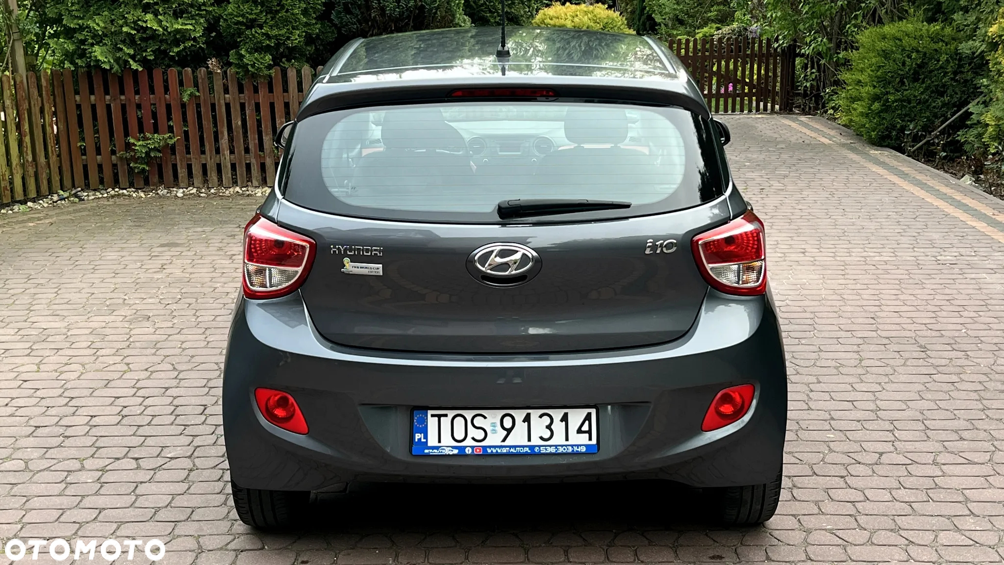 Hyundai i10 1.0 Fifa World Cup Edition - 16
