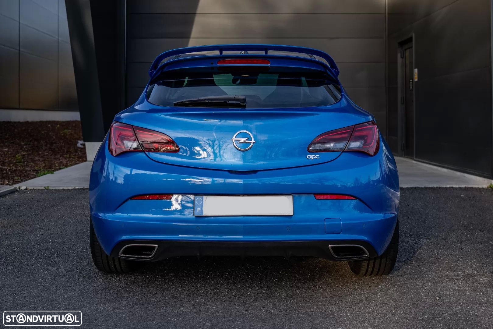 Opel Astra GTC OPC 2.0 T - 13