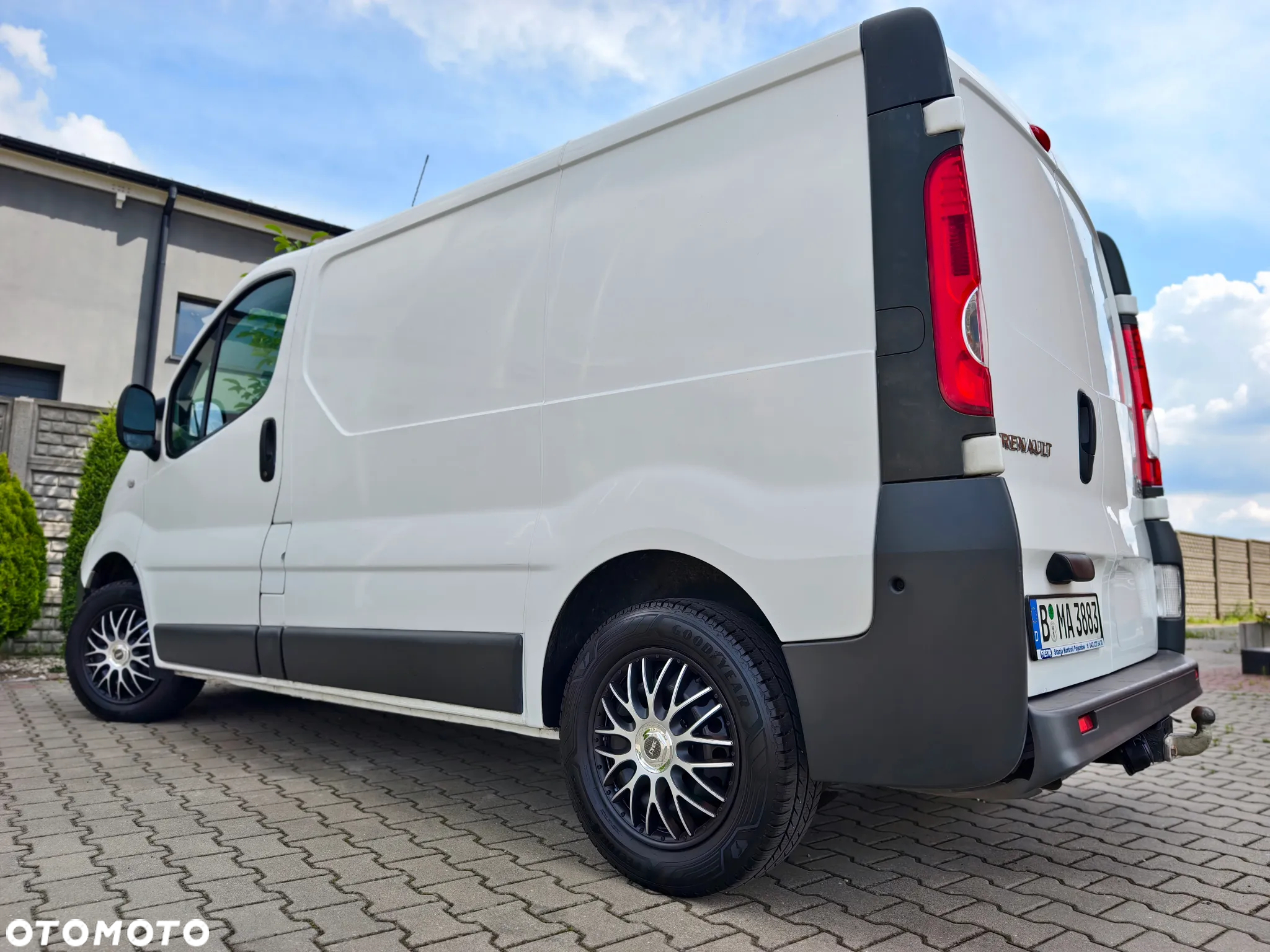 Renault Trafic - 28