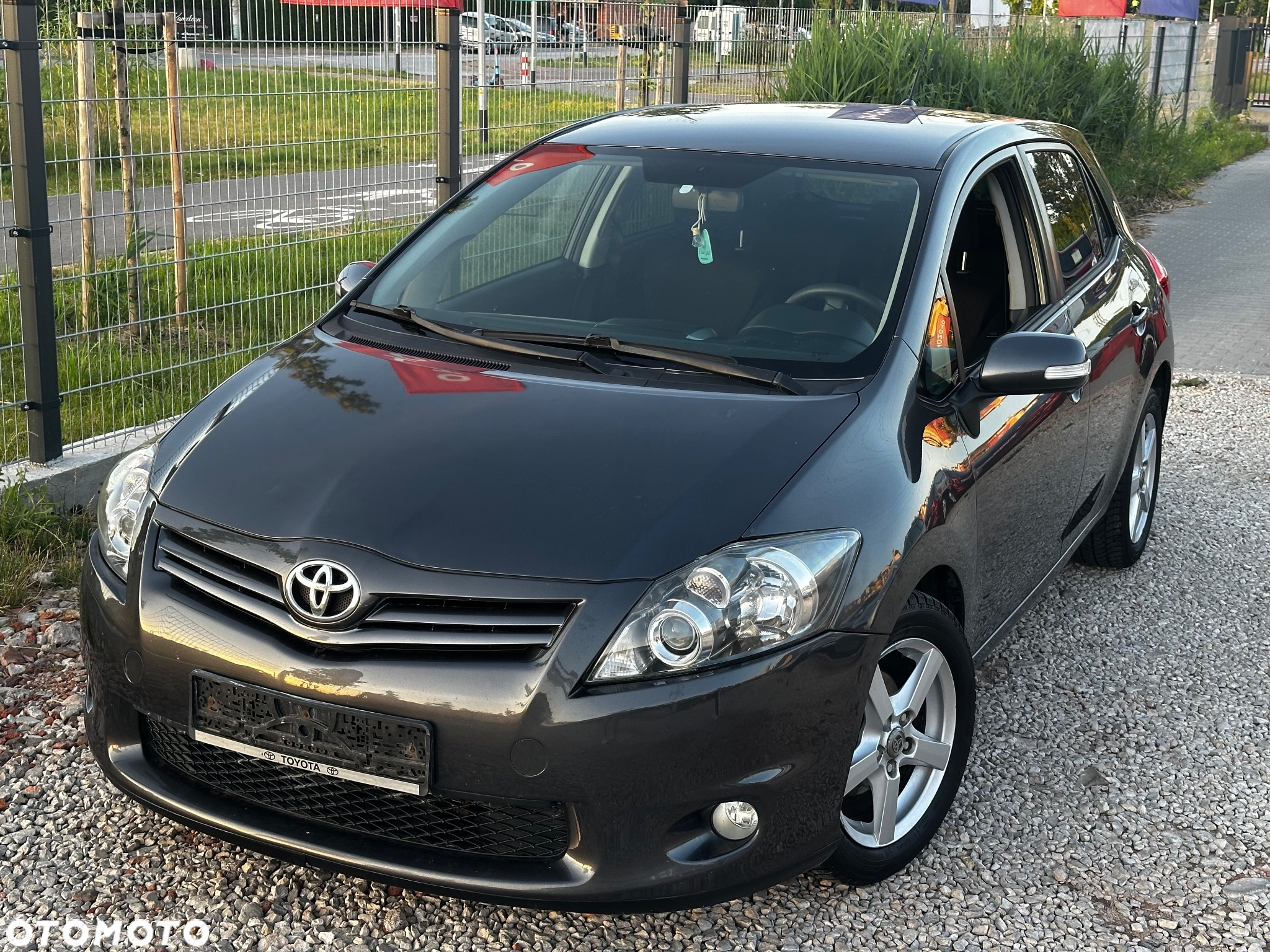 Toyota Auris 1.6 Active - 2