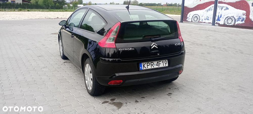 Citroën C4 1.4 16V VTR - 7