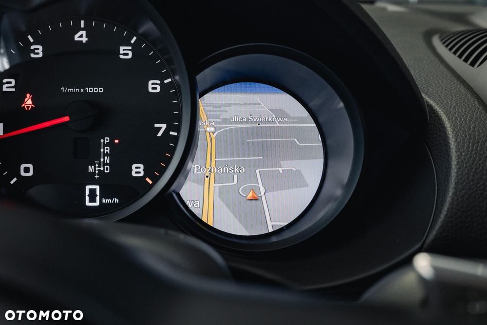 Porsche 718 Cayman - 28