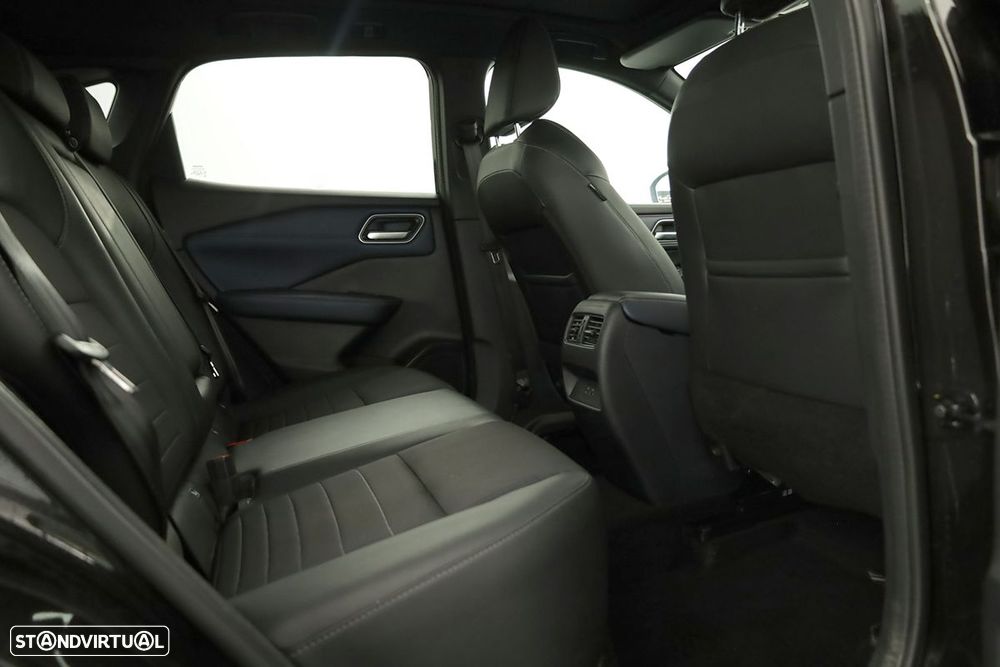 Nissan Qashqai 1.3 DIG-T Tekna - 21