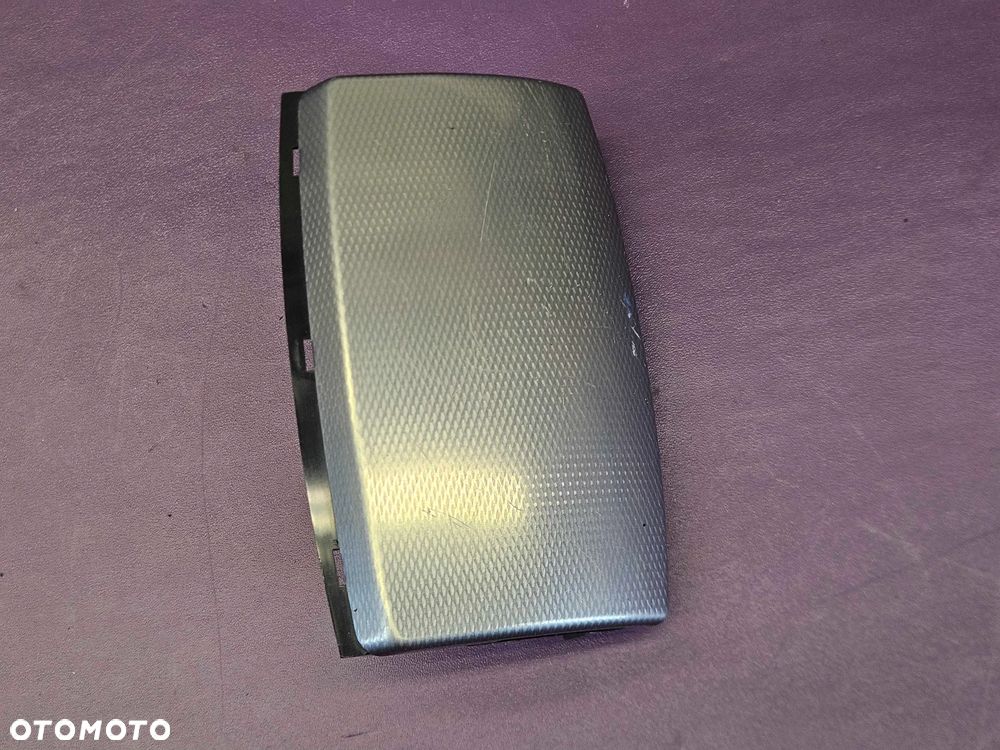 Popielniczka Tył Tylna 8E0857961 M 8E0858433 Klapka Wkład Srebrna Rybia Łuska Carbon Audi A4 B6 B7 - 7