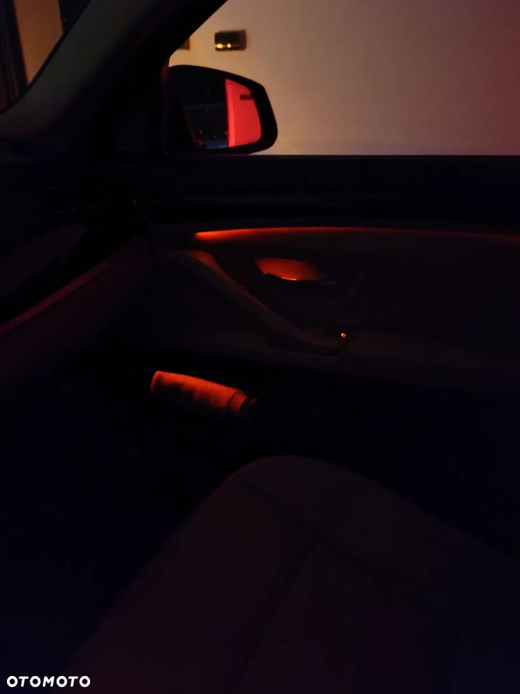 BMW Seria 5 520d - 16