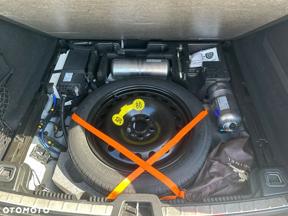 Volvo XC 60 B4 D AWD Geartronic RDesign - 27