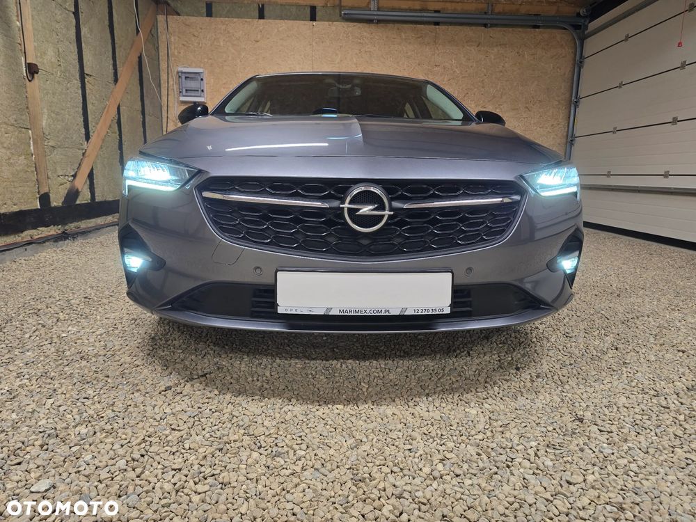 Opel Insignia 2.0 CDTI Elegance S&S - 3