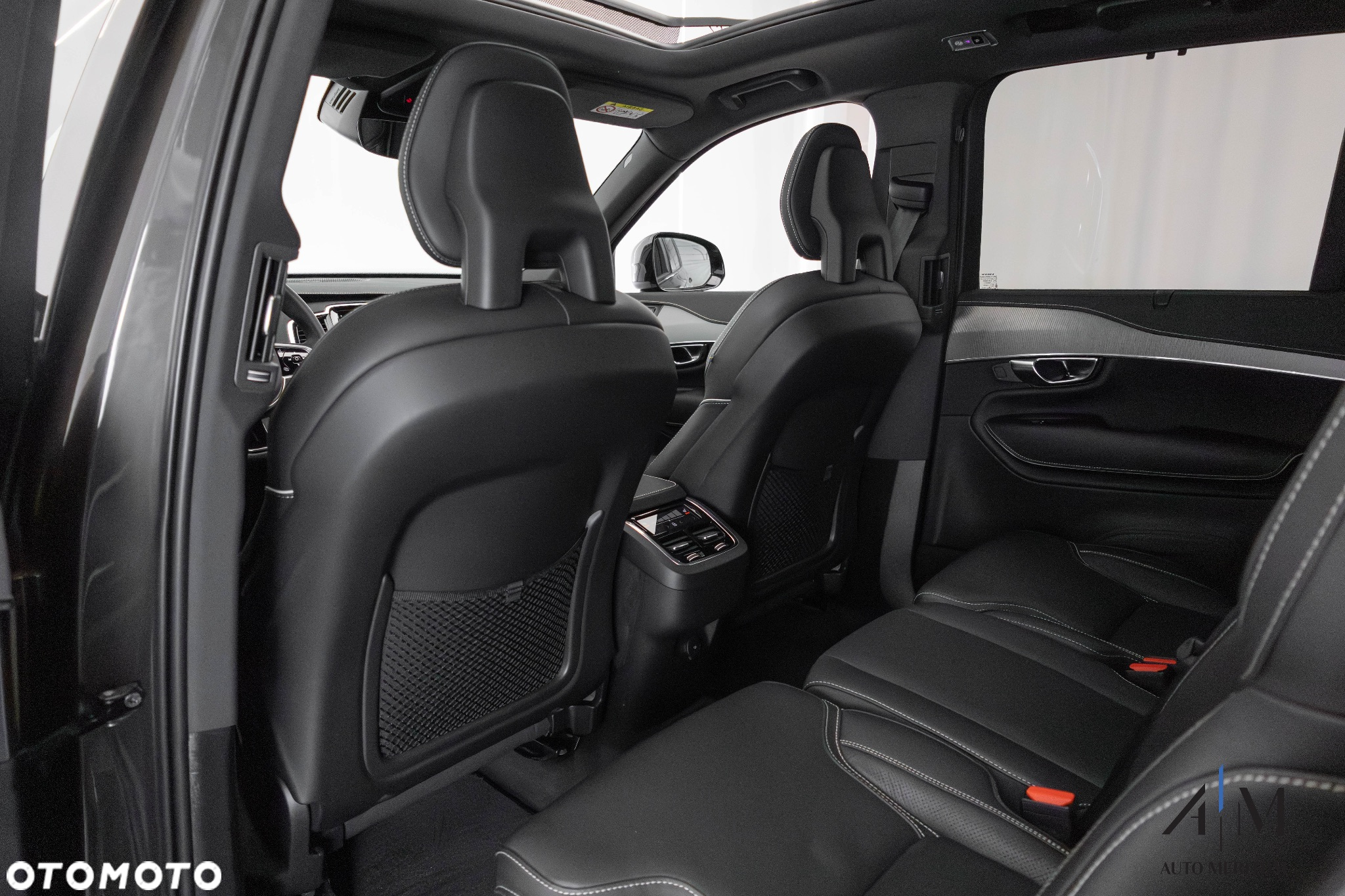 Volvo XC 90 B5 D AWD Ultimate Dark - 32
