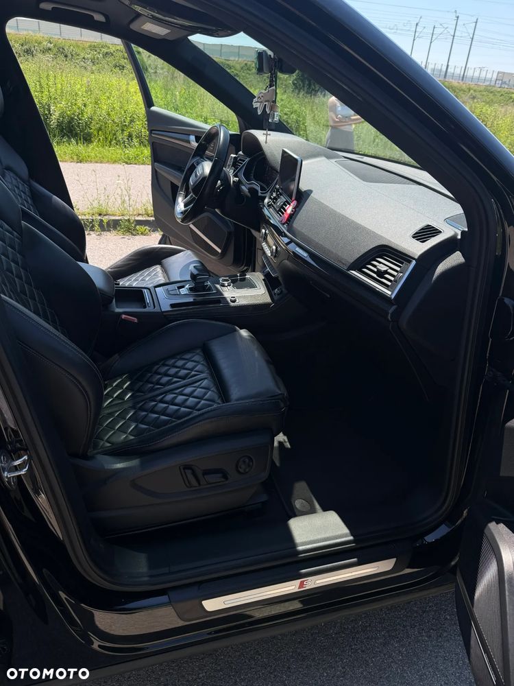 Audi SQ5 - 10