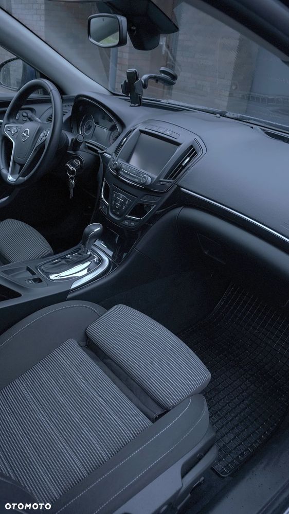 Opel Insignia 1.6 T Cosmo - 11