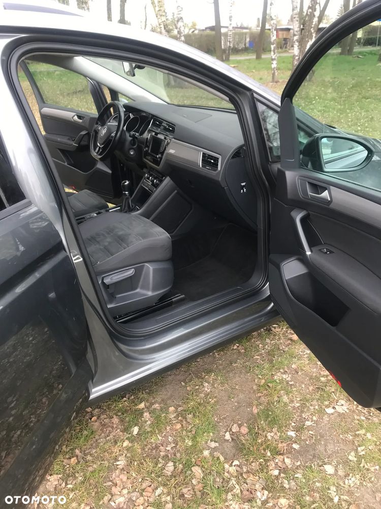 Volkswagen Touran 1.4 TSI (BlueMotion Technology) Highline - 27