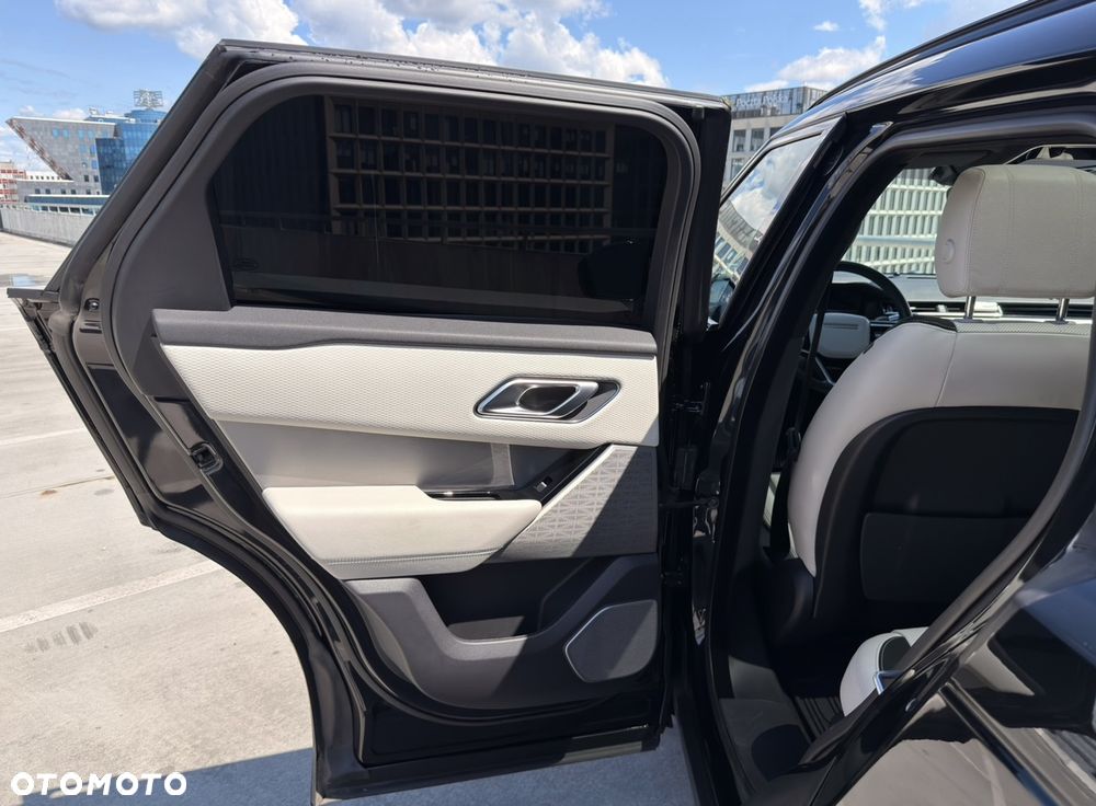 Land Rover Range Rover Velar 2.0 P250 R-Dynamic SE - 16