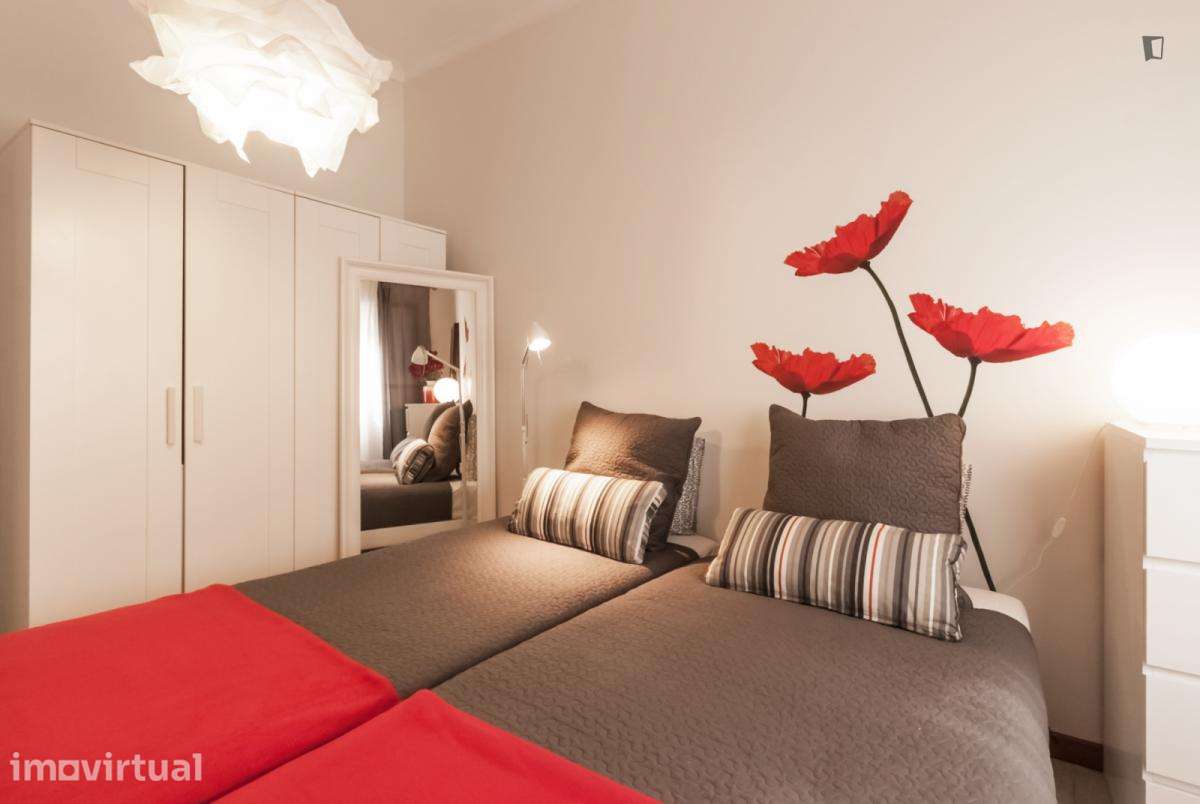 Apartamento com 1 quartos - localizado em Santo Ildefonso Porto - Grande imagem: 3/14