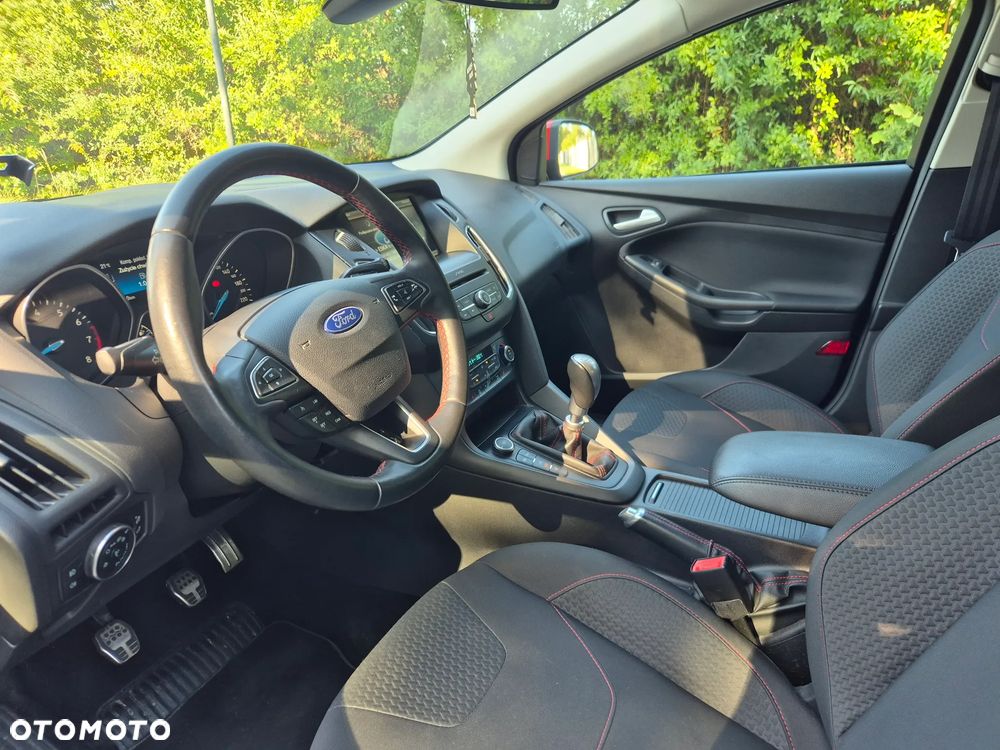 Ford Focus 1.5 EcoBoost ST-Line Black ASS - 23
