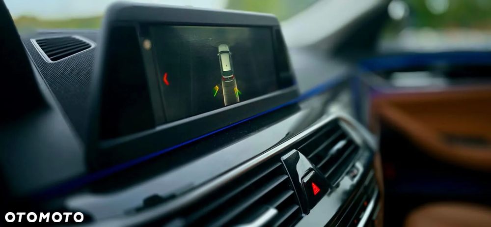 BMW Seria 5 520i - 9