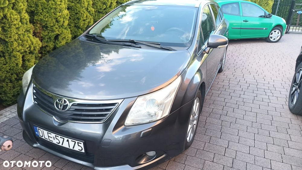 Toyota Avensis 2.0 D-4D Active - 12