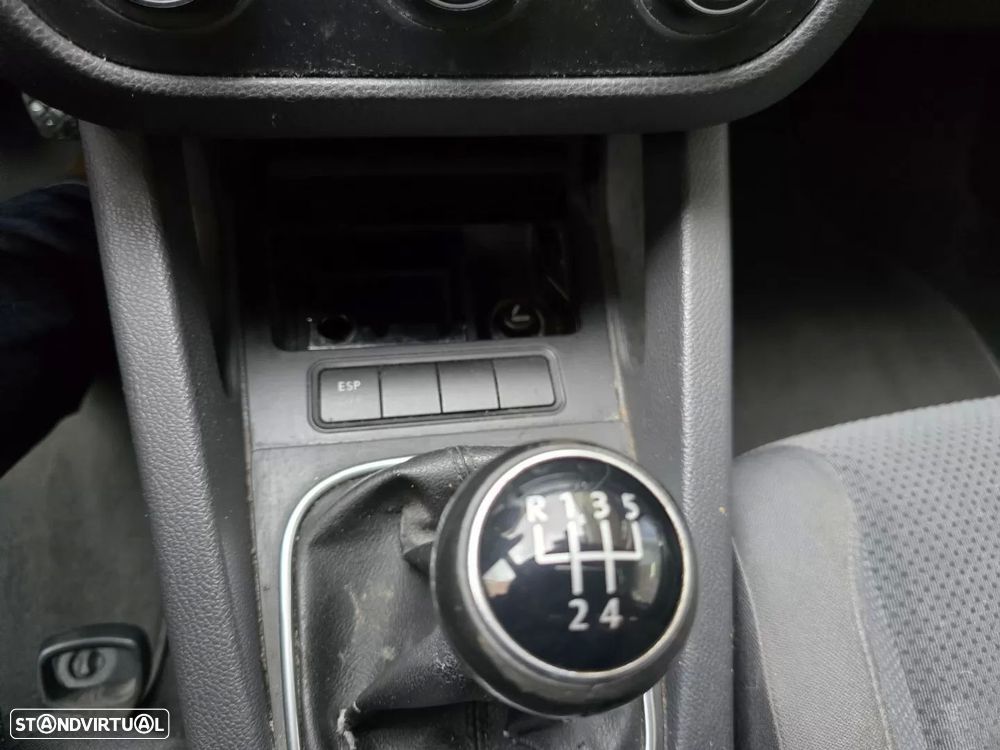 VW Golf 1.4i Trendline AC - 19