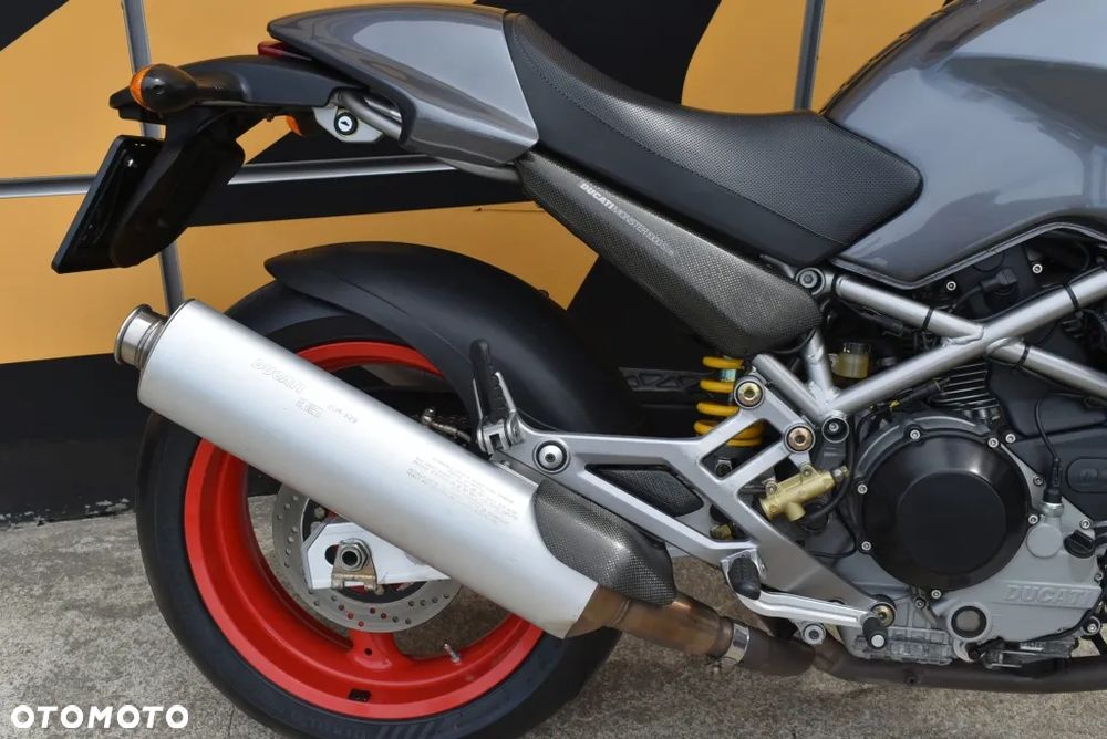 Ducati Monster - 6