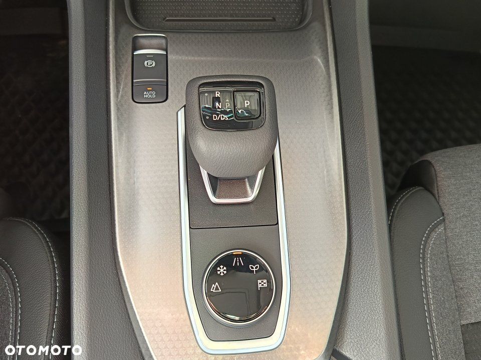 Nissan Qashqai - 16