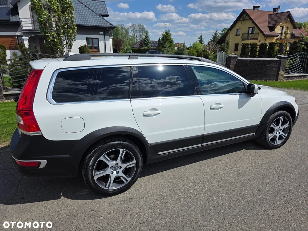 Volvo XC 70 D5 AWD Summum - 16