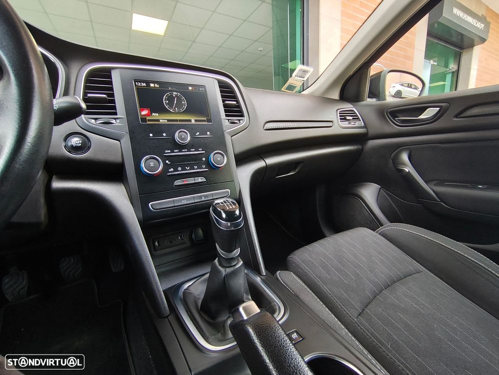Renault Mégane Sport Tourer 1.3 TCe Limited - 6