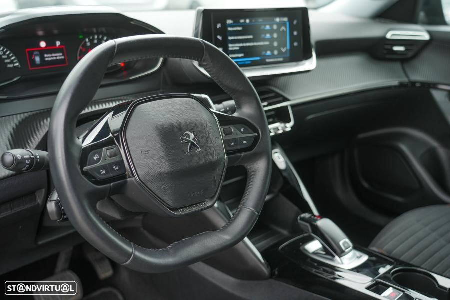 Peugeot 2008 - 10