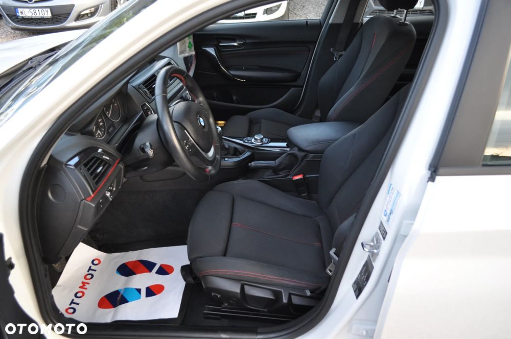 BMW Seria 1 116i - 17
